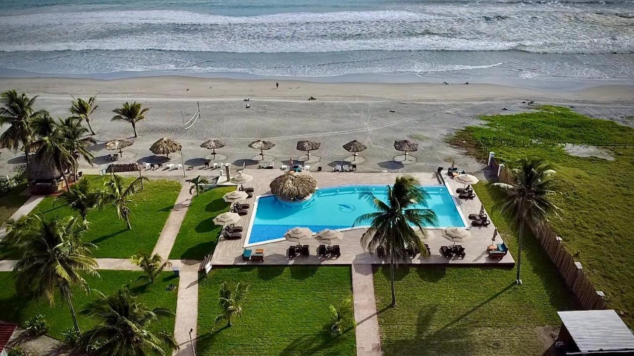 Hotel Tesoro Beach San Luis La Herradura Екстер'єр фото