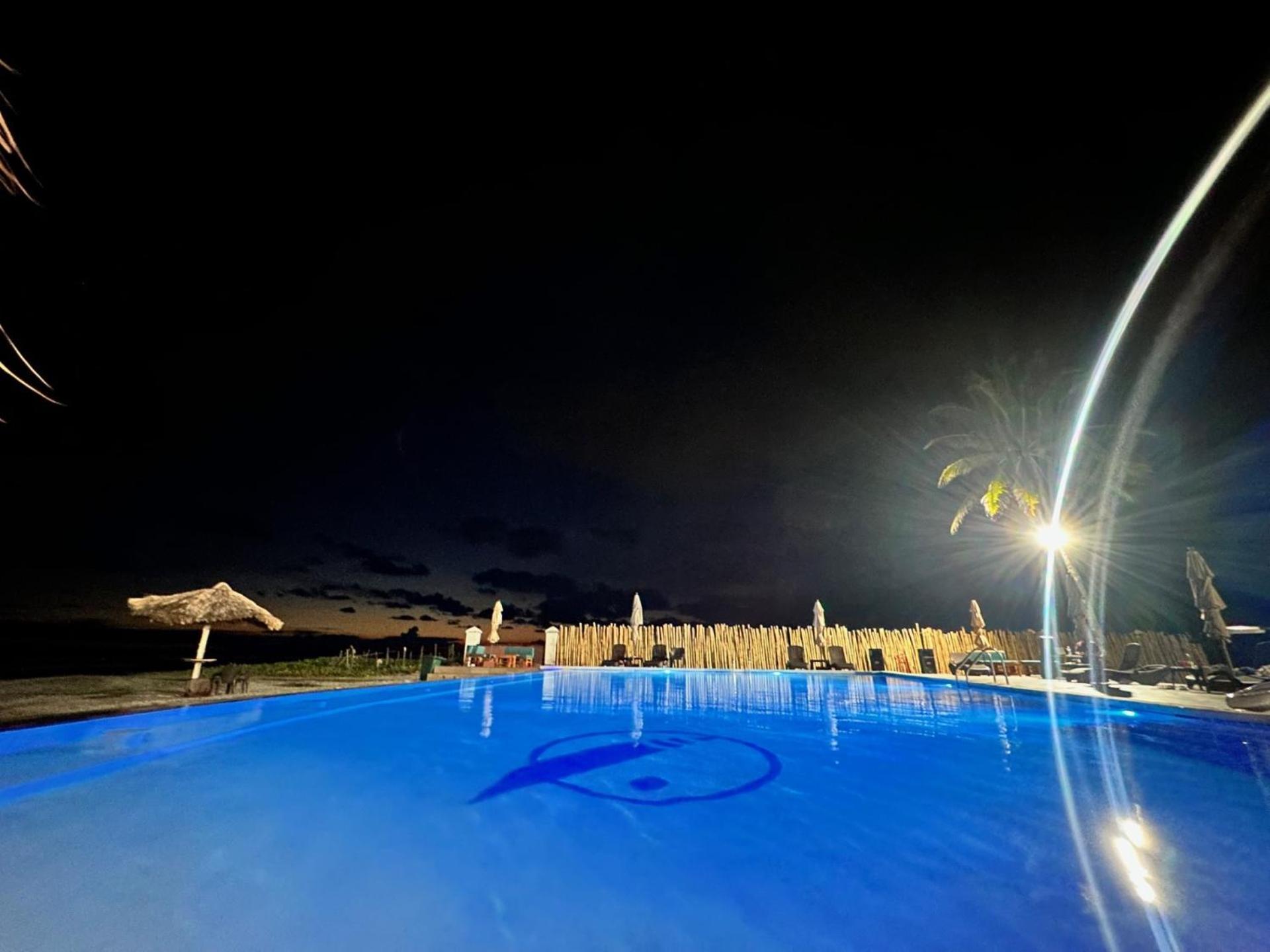 Hotel Tesoro Beach San Luis La Herradura Екстер'єр фото