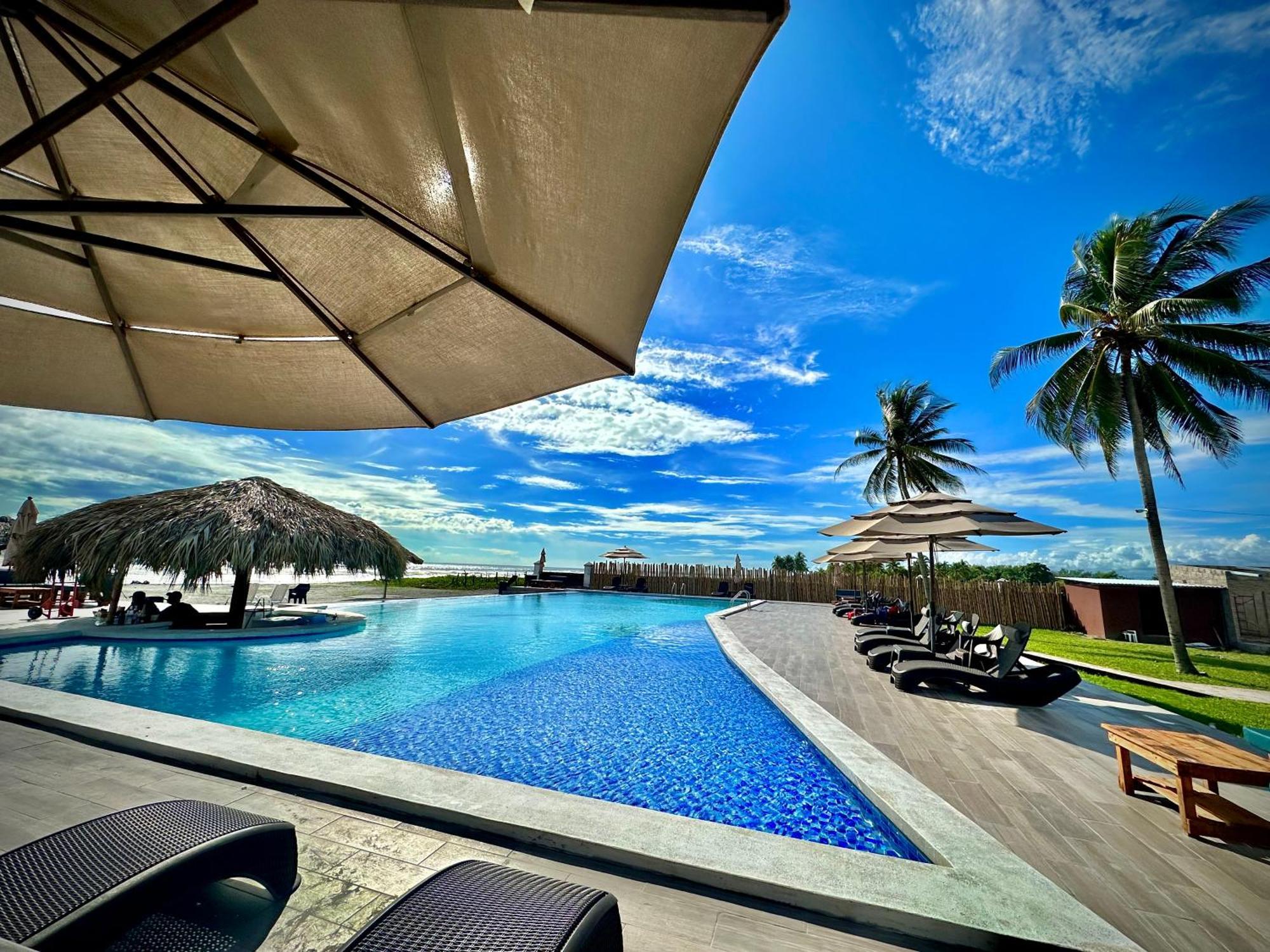 Hotel Tesoro Beach San Luis La Herradura Екстер'єр фото